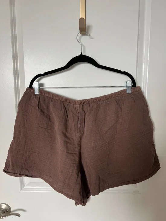 NWT GAP 100% Cotton Shorts, XL - Picture 2 of 8